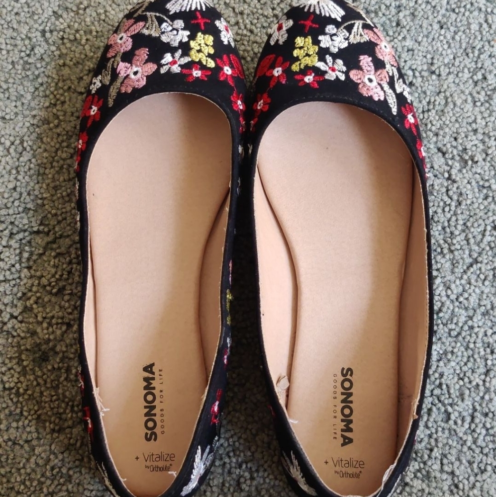 Sonoma Embroidered Flats